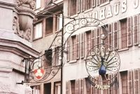 https://dudesek.ch/files/gimgs/th-98_pub sign in Zürich.jpg